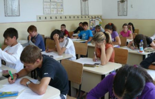 Rezultate slabe la simularea examenului de Evaluare Națională în Cluj. Doar jumătate din elevi au obținut nota peste 5