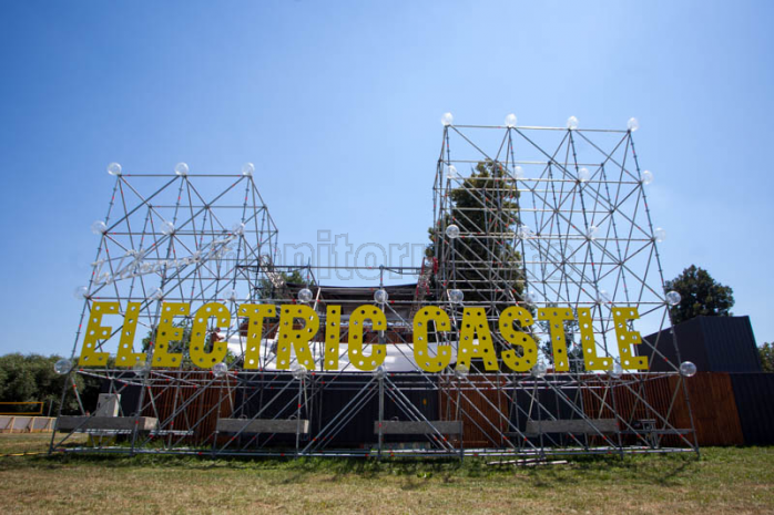 Electric Castle, ziua zero