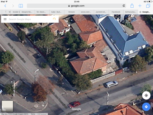 vedere initiala cu casa cu doua camere de pe google earth