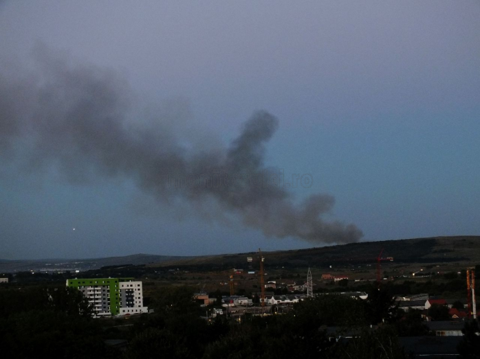 INCENDIU la rampa de gunoi de la Pata Rât