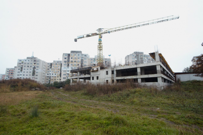 Acesta era stadiul lucrarilor la parkingul Negoiu luni, 3 octombrie 2016. Foto Saul Pop