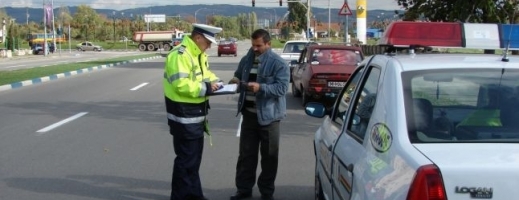 Reguli noi pentru obţinerea permisului auto. Nu ai şcoală nu mai conduci maşina! 