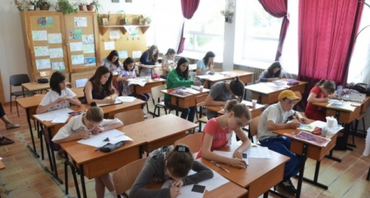 Elevii termina astazi cu evaluarile