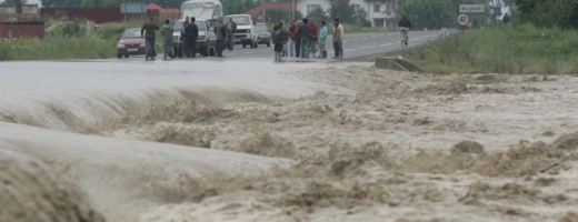 Meteorologii au emis atentionare de inundatii, dupa ce au anuntat ploi abundente pentru acest week-end