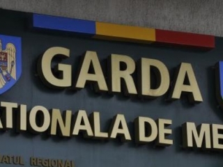 Garda Naţională de Mediu “curentează” braconierii piscicoli din zona Dunării 