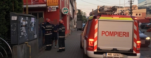 Incendiu la un magazin din Dej sursa foto dej24.ro