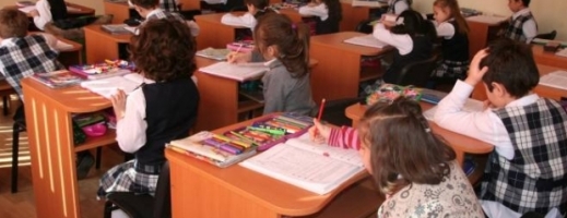 Sindicaliştii din educaţie vor finanţare de la Ministerul Finanţelor, nu de la primării 