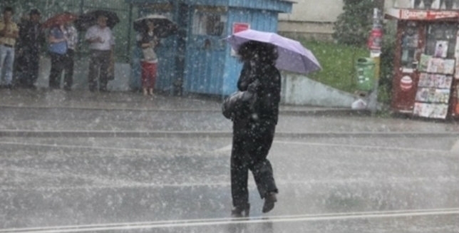 Alertă meteo -Meteorologii au emis o informare de ploi valabilă de sâmbătă până luni