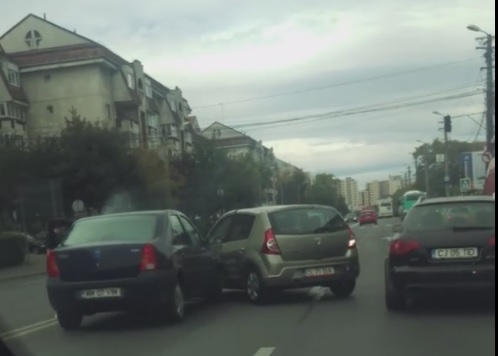 Accident în Zorilor, în faţă la Sigma