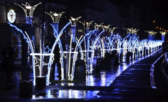 Clujul se pregăteşte de sărbătoare: Spectacole multimedia de lasere şi show de lumini de 300.000 lei, de 1 Decembrie şi Revelion