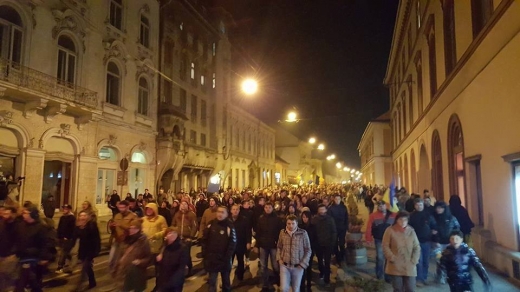 Clujenii ies din nou în stradă: „Începe a doua luptă pentru apărarea Justiţiei şi Statului de Drept” 