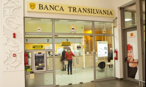 Banca Transilvania semnează vineri contractul de achiziţie a Bancpost. Tranzacţia îi va permite băncii din Cluj să atace prima poziţie din România