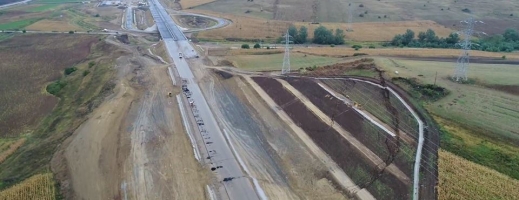 Un oraş şi 10 comune, fără apă din cauza unei avarii produse de constructorul autostrăzii Sebeş-Turda