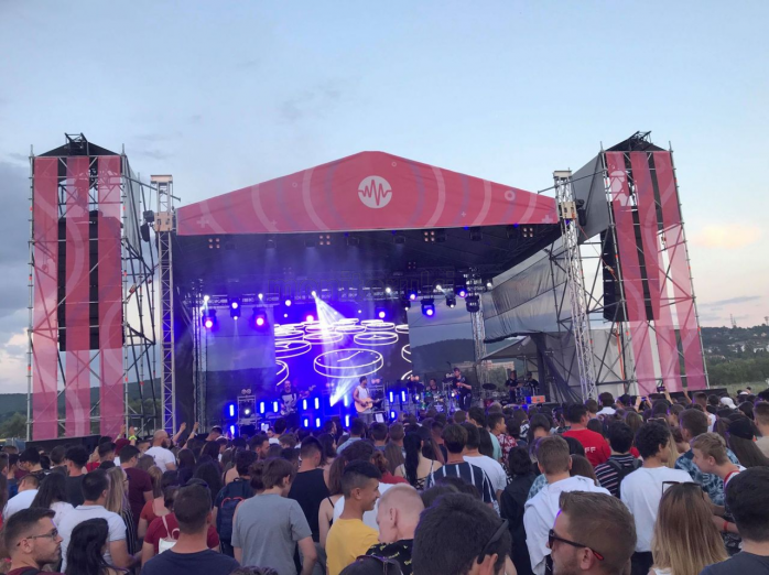 RO/HU Mii de tineri s-au distrat la Vibe Festival / Fiatalok ezrei bulizták át a hétvégét a Vibe Fesztiválon