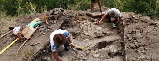 Sistem fortificat medieval, găsit de arheologi la o aruncătură de băț de județul Cluj