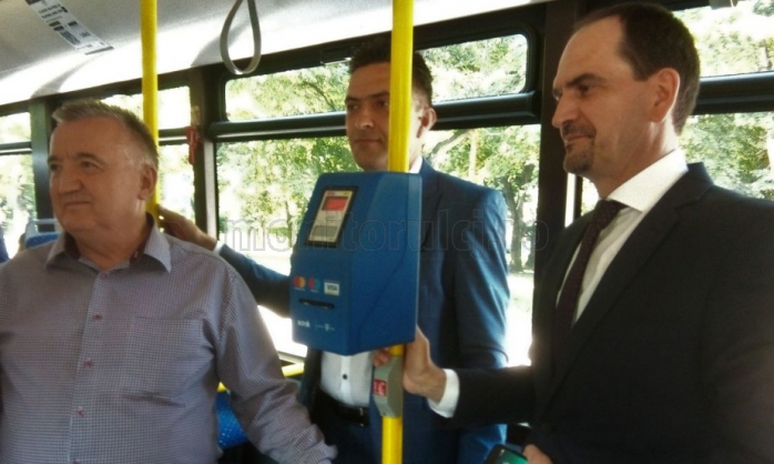 Până la sfârșitul lunii noiembrie, validatoare contactless pe toate mijloacele de transport în comun