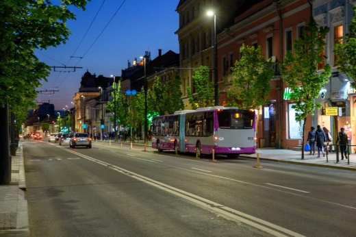 Ești boboc și circuli cu mijlocul de transport în comun? Mergi gratuit la evenimentele culturale din Cluj-Napoca!