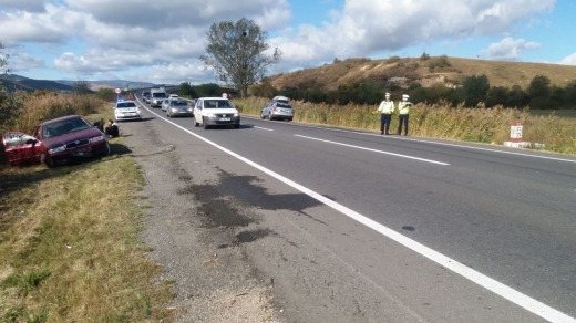 Pasager rănit după un accident petrecut la marginea Huedinului din cauza neatenției, sursă foto: IPJ Cluj