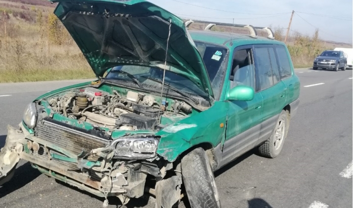 Sperietură zdravănă pentru o șoferiță la Bonțida! Un nou accident din cauza neatenției