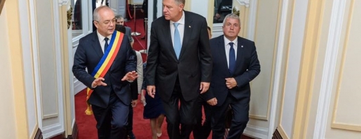 Boc, după investirea Guvernului Orban: „PSD a ridicat incompetența la rang de lege!” Primarul compară „Iașiul PSD-ului” cu „Sibiul lui Iohannis”, sursă foto: Facebook Emil Boc