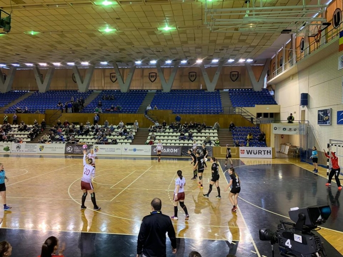 Handbalul feminin respiră! „U” Cluj, victorie crucială în derby-ul suferinței cu Rapid București, sursă foto: Facebook Sorin Moldovan