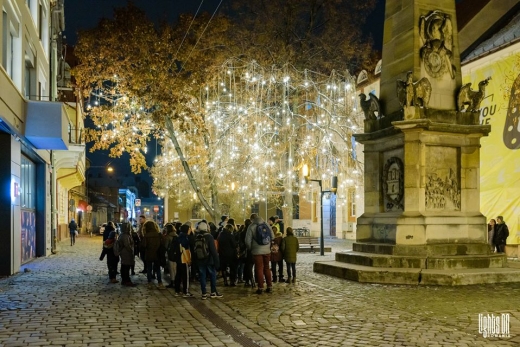 Elevii din comunele clujene au vizitat instalațiile de lumină Lights On Romania. Andi Daiszler: „Privirea din ochii lor era aer curat!”, sursă foto: Facebook Lights On Romania