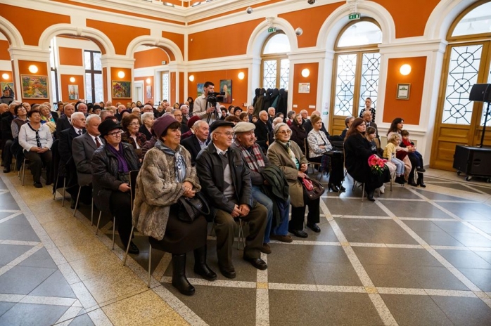 Cuplurile de aur ale Clujului, premiate de municipalitate, sursă foto: Facebook Emil Boc