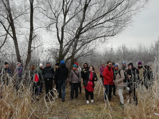 Pe un ger năprasnic, zeci de clujeni au pornit într-o aventură ghidată în Parcul Est, sursă foto: Facebook Adrian Dohotaru