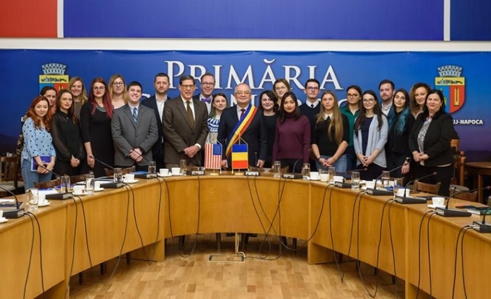 Studenții Universității din Delaware, în vizită la Primărie. Ce le-a prezentat primarul Emil Boc?, sursă foto: Facebook Emil Boc