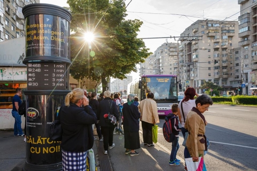 După studenți și elevi, se schimbă regula și pentru „seniorii cetății”. Transport public gratuit pentru peste 77.000 de pensionari clujeni, sursă foto: Facebook Emil Boc