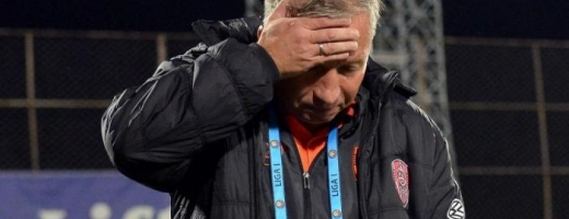 Fanii lui CFR l-au făcut praf pe Dan Petrescu și jucători: „Anti fotbal! Și-a bătut joc de un copil”