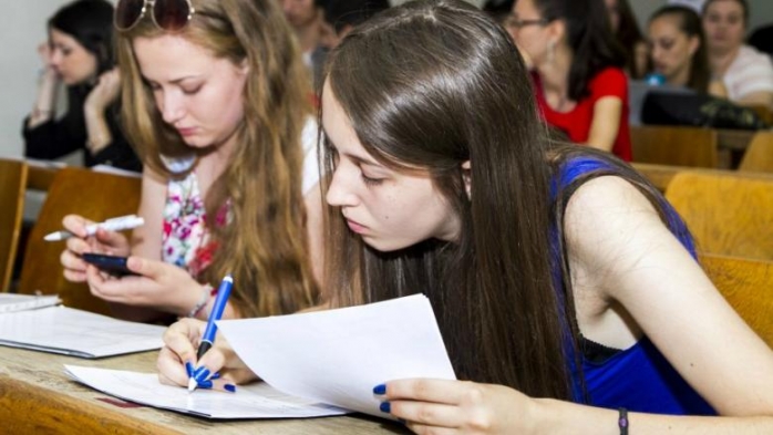 Studenţii clujeni vor face o declaraţie de onestitate înaintea examenelor