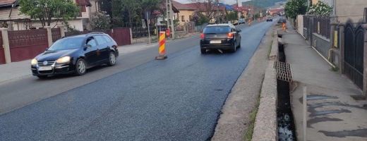 Începe asfaltarea între Cluj și Baciu. Rute de OCOLIRE