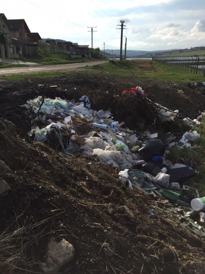 Clujul, județul gunoaielor! Imagini greu de privit provocate de oameni iresponsabili. FOTO