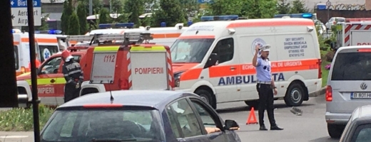 VIDEO. Accidentul dintre o ambulanță și o mașină, surprins de o cameră de bord