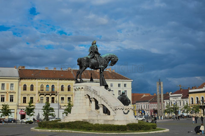 Statuia lui Matei Corvin din Piața Unirii. Foto: Paul Gheorgheci monitorulcj.ro