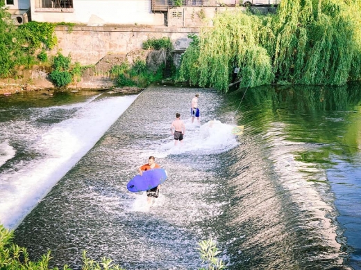 POZA ZILEI. La surf pe Someș