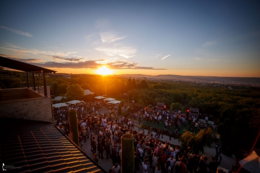 restaurant-cu-o-panorama-superba-asupra-clujului-de-vanzare-cat-costa, foto: Francisc Photograph