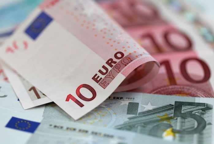 ANALIZĂ VALUTARĂ. Evoluție stabilă a leului fata de euro