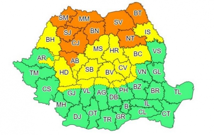 Clujul, sub COD PORTOCALIU de ploi torențiale. Până când e valabil