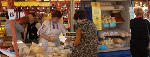 Târg cu produse locale, în centrul Clujului