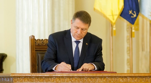 Klaus Iohannis a promulat legea carantinei și izolării