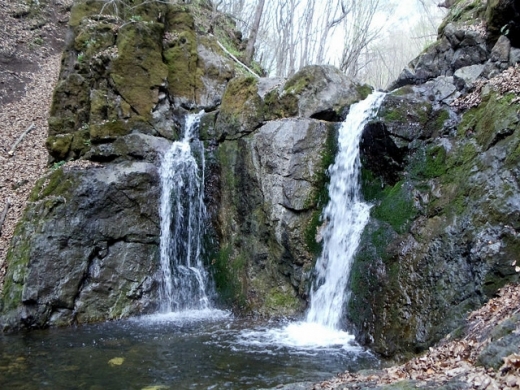 Relaxează-te în weekend în Cheile Borzești