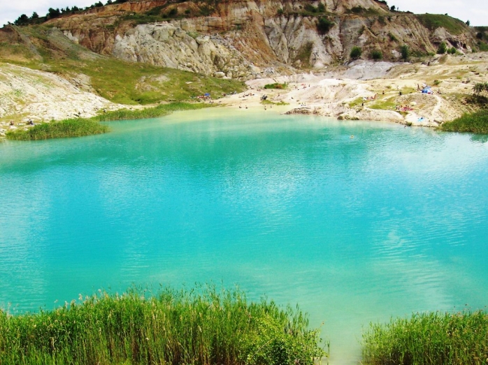 Laguna Albastră, destinație turistică gratuită