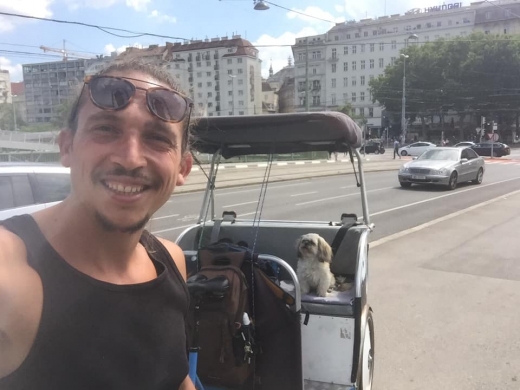 Un bistrițean a pedalat 2.500 de km din Barcelona până acasă din cauza pandemiei