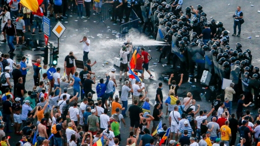 Dosar 10 august. Curtea de Apel București judecă azi cererea de redeschidere a urmăririi penale față de șefii Jandarmeriei