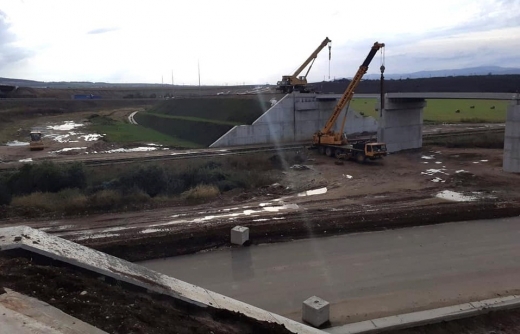 Autostrada Sebeș-Turda, șoseaua promisiunilor neonorate. Pe A10, șoferii vor circula la anul și la mulți ani!