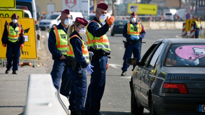 Carantină obligatorie pentru românii care se întorc de 32 de țări. Spania, Belgia sau Franța rămân zone de risc