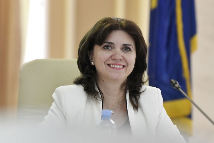 programa-scolara-va-fi-modificata-ministerul-educatiei-trebuie-sa-ne-pregatim-pentru-a-preda-in-sistem-online-atata-timp-cat-este-necesar