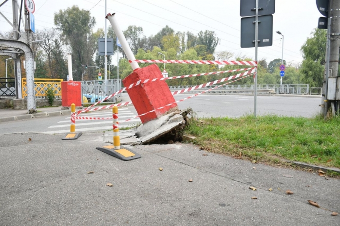 poza-zilei-bariera-de-pe-strada-mamaia-a-fost-pusa-la-pamant-din-nou